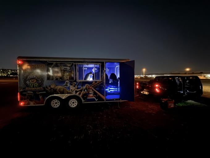 ข่าว บริษัท ล่าสุดเกี่ยวกับ ประตูงานเอ็กซ์โปปิดแล้ว แต่เรายังไม่เสร็จ: ภารกิจกู้ภัยลานจอดรถ  0